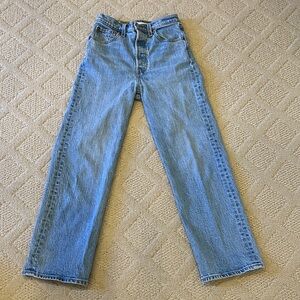 LEVIS RIBCAGE STRAIGHT PREMIUM DENIM BLUE JEANS - EUC - W25 L27